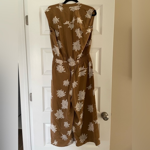 Vince Silk Chrysanthemum Romper/Jumpsuit, Brown/White, Size Small - Picture 8 of 11